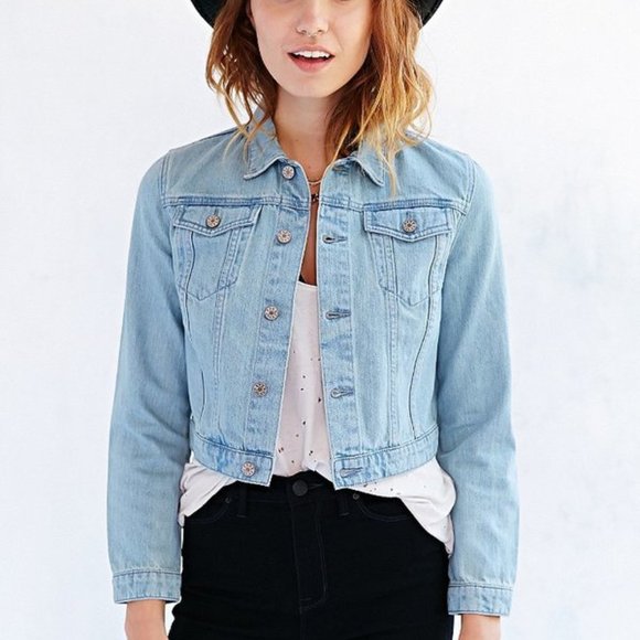 Urban Outfitters Jackets & Blazers - UO BDG Cropped Denim Trucker Jacket